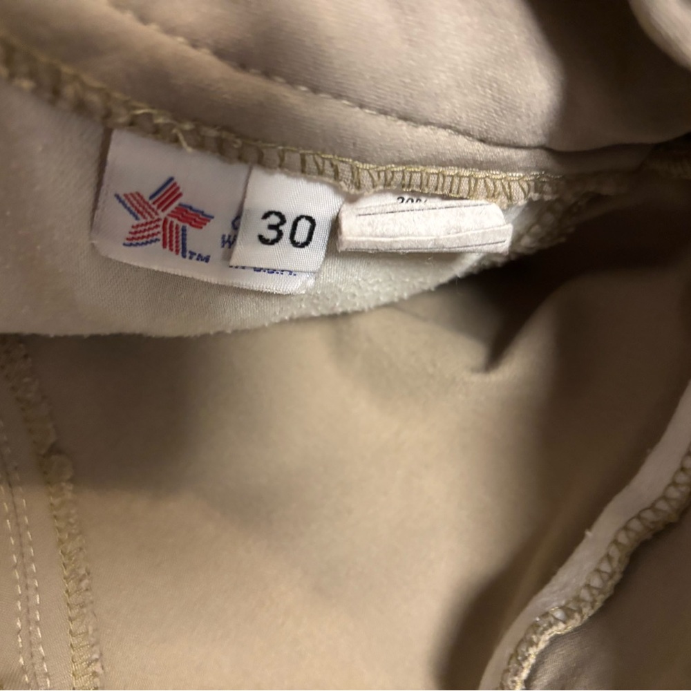 The Tailored Sportsman Women’s tan knee patch breeches, size 30 - Picture 3 of 7